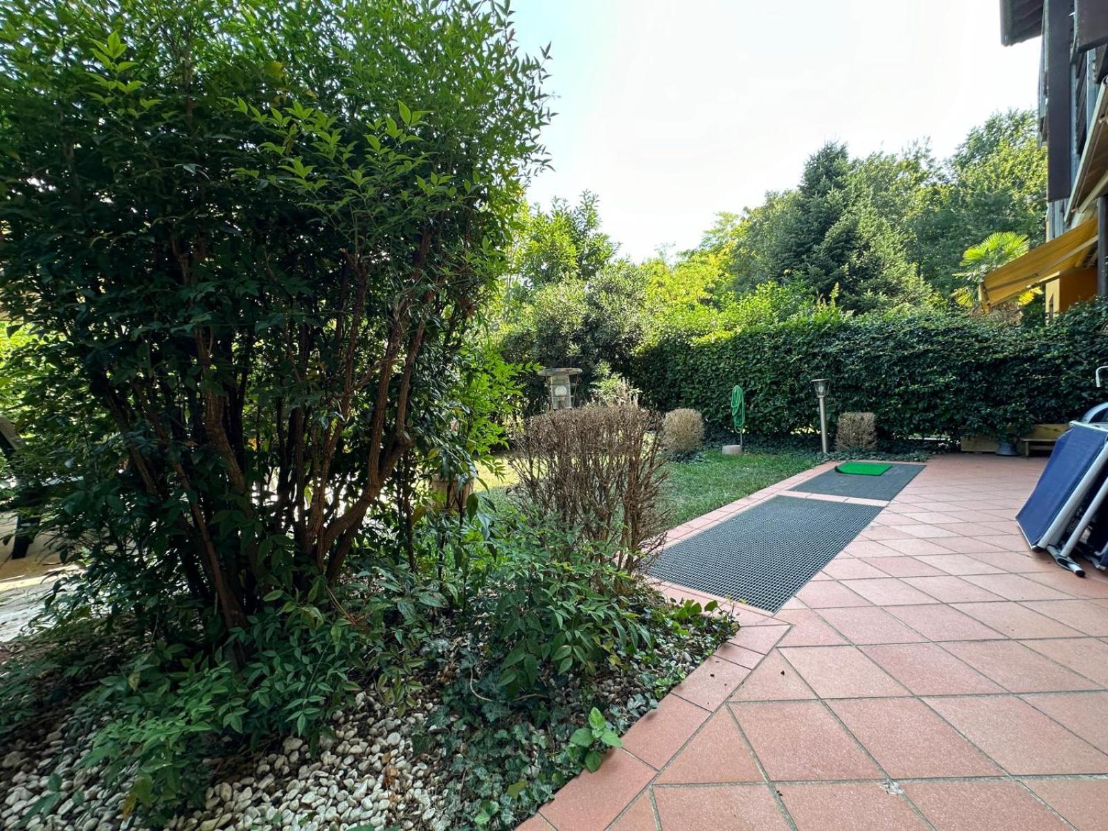 Holiday-Home-Desenzano Desenzano del Garda Exterior photo